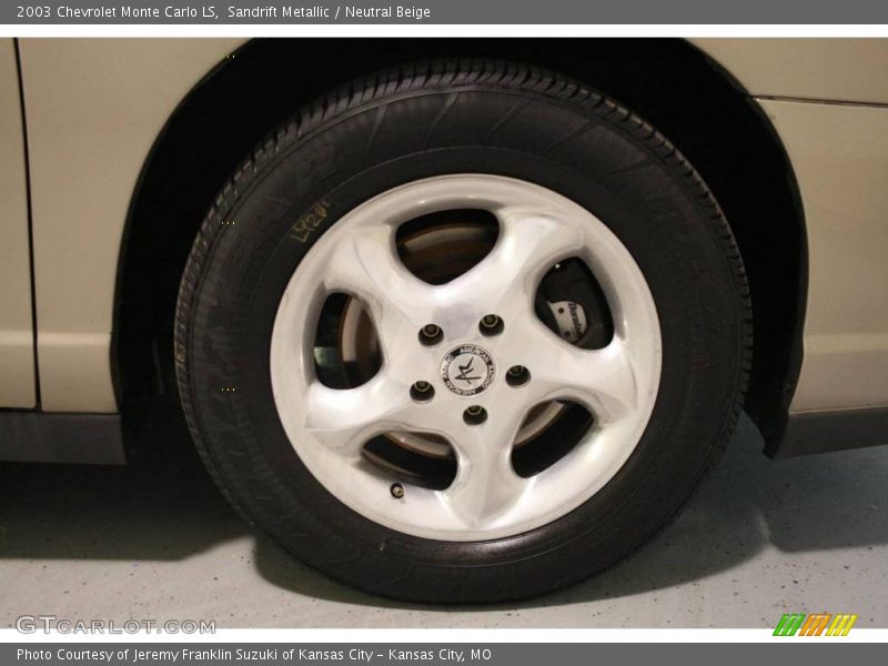 Sandrift Metallic / Neutral Beige 2003 Chevrolet Monte Carlo LS