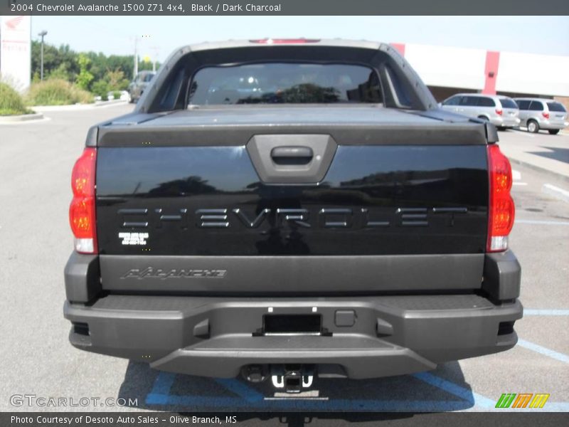 Black / Dark Charcoal 2004 Chevrolet Avalanche 1500 Z71 4x4