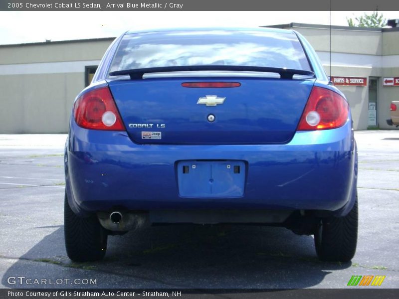 Arrival Blue Metallic / Gray 2005 Chevrolet Cobalt LS Sedan
