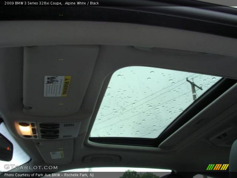 Alpine White / Black 2009 BMW 3 Series 328xi Coupe