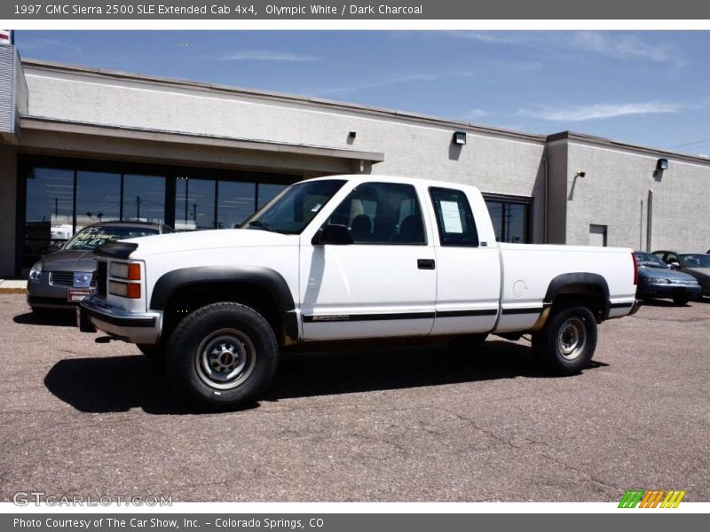 Olympic White / Dark Charcoal 1997 GMC Sierra 2500 SLE Extended Cab 4x4