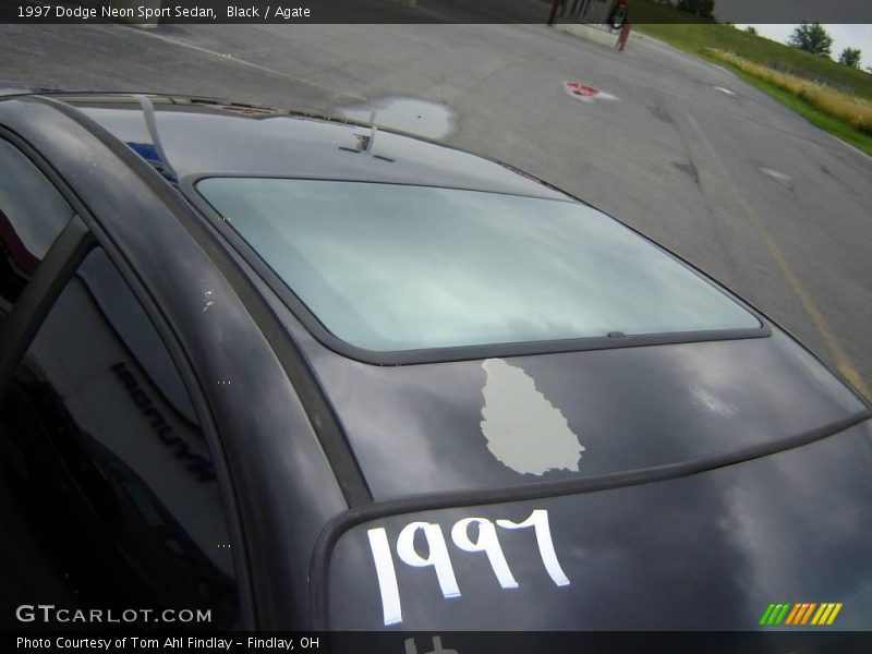 Black / Agate 1997 Dodge Neon Sport Sedan