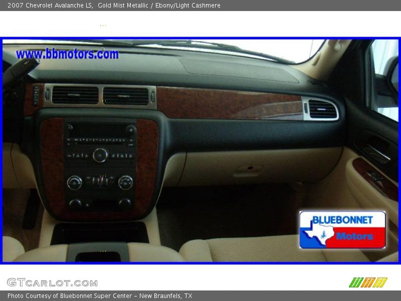 Gold Mist Metallic / Ebony/Light Cashmere 2007 Chevrolet Avalanche LS