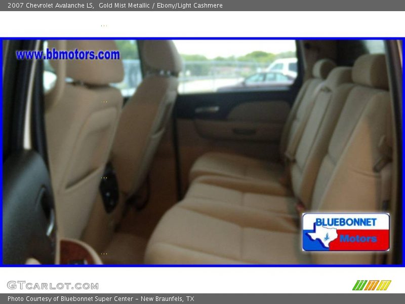 Gold Mist Metallic / Ebony/Light Cashmere 2007 Chevrolet Avalanche LS