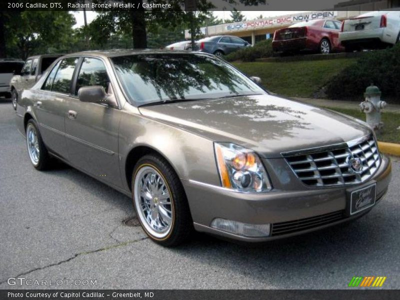 Radiant Bronze Metallic / Cashmere 2006 Cadillac DTS