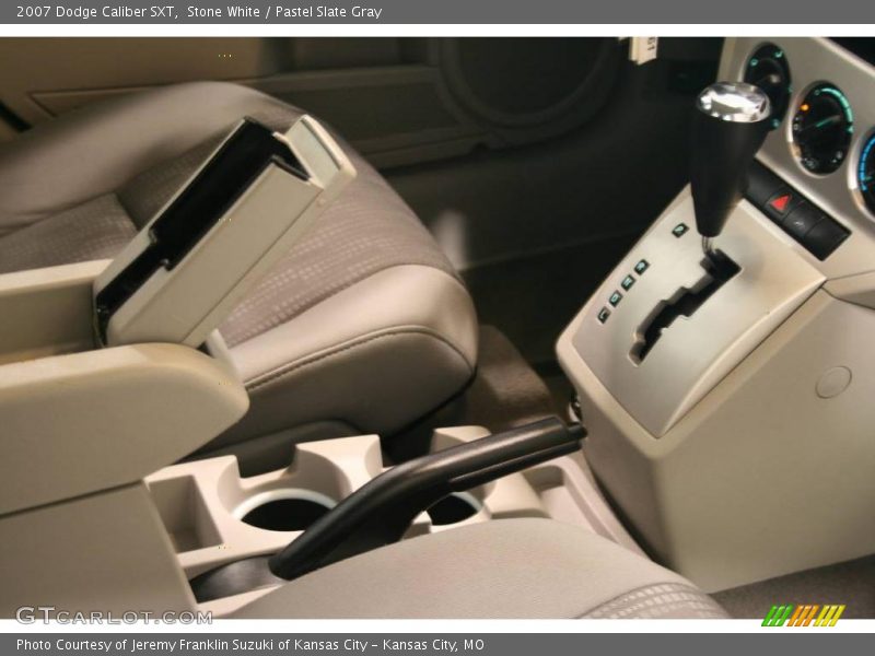 Stone White / Pastel Slate Gray 2007 Dodge Caliber SXT