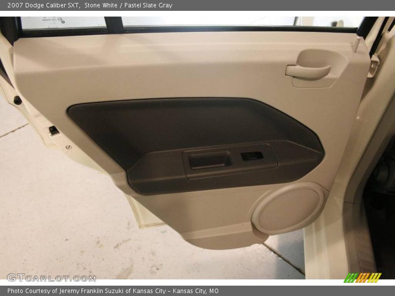 Stone White / Pastel Slate Gray 2007 Dodge Caliber SXT