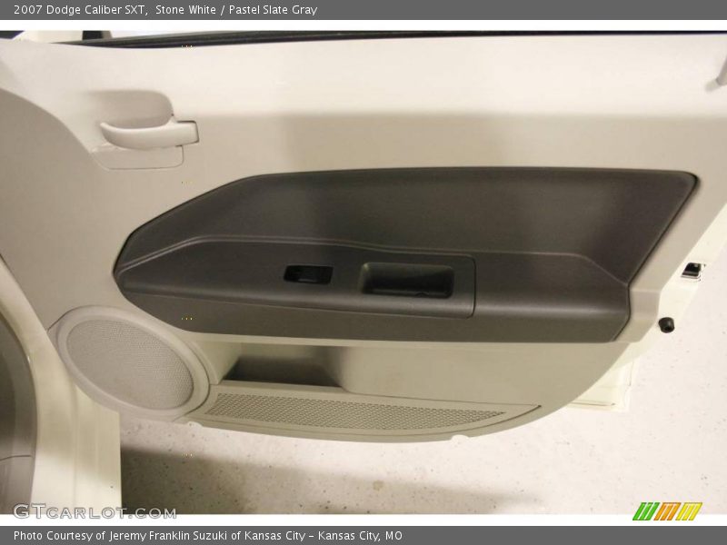 Stone White / Pastel Slate Gray 2007 Dodge Caliber SXT