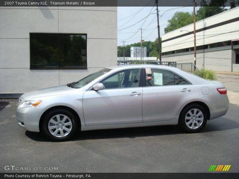 Titanium Metallic / Bisque 2007 Toyota Camry XLE