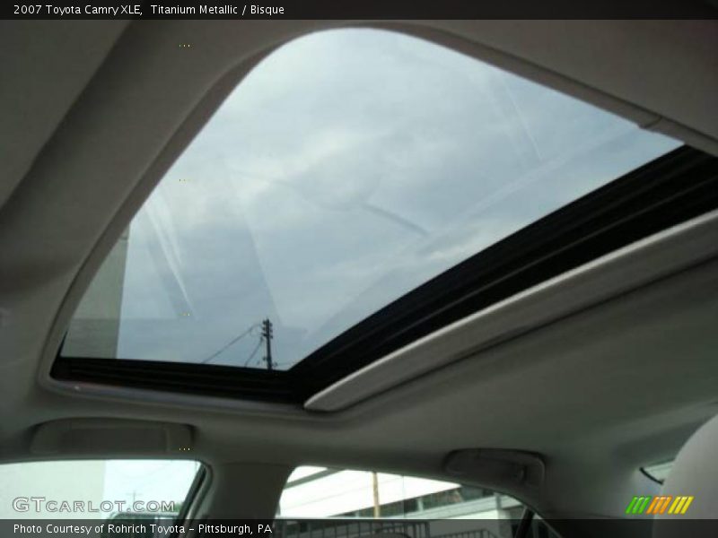 Titanium Metallic / Bisque 2007 Toyota Camry XLE