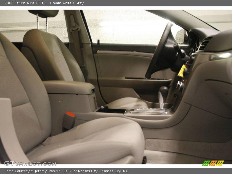 Cream White / Gray 2008 Saturn Aura XE 3.5