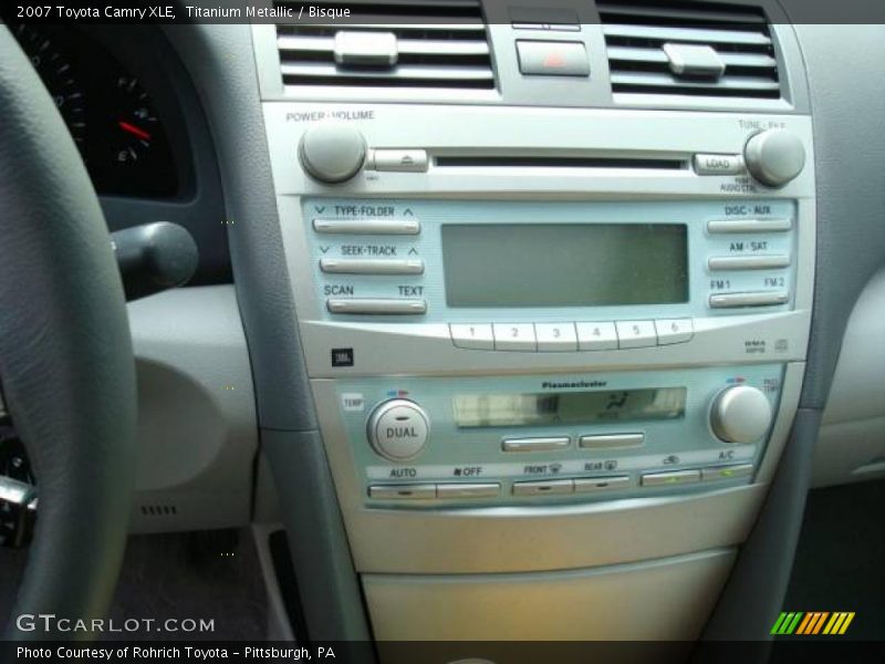 Titanium Metallic / Bisque 2007 Toyota Camry XLE
