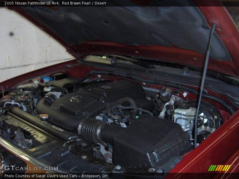 Red Brawn Pearl / Desert 2005 Nissan Pathfinder LE 4x4