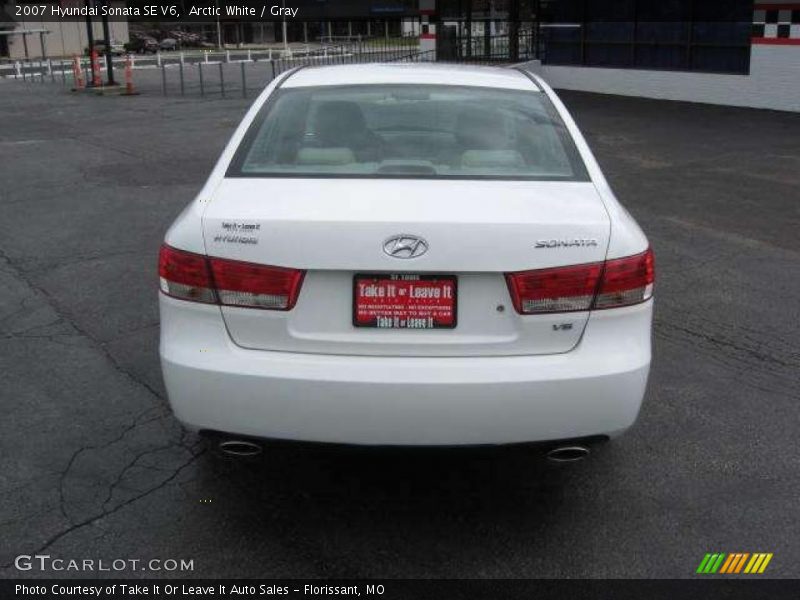 Arctic White / Gray 2007 Hyundai Sonata SE V6