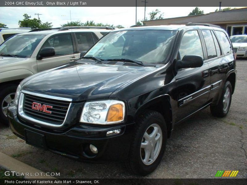 Onyx Black / Light Tan 2004 GMC Envoy SLE