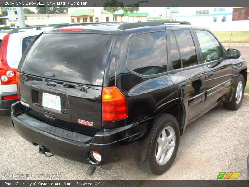 Onyx Black / Light Tan 2004 GMC Envoy SLE