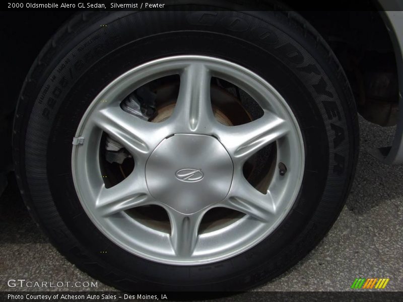 Silvermist / Pewter 2000 Oldsmobile Alero GL Sedan