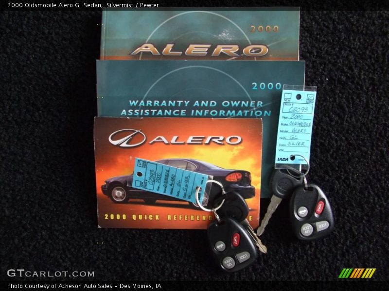 Silvermist / Pewter 2000 Oldsmobile Alero GL Sedan