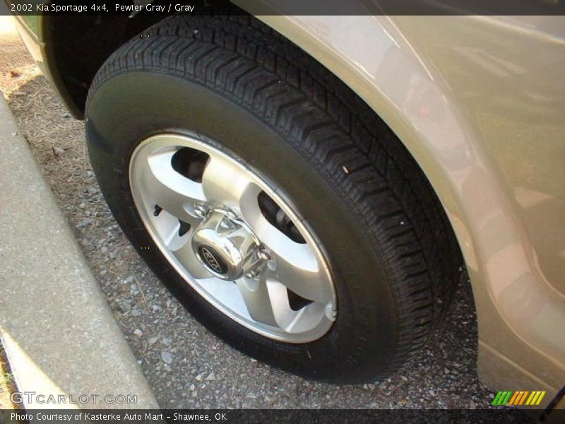 Pewter Gray / Gray 2002 Kia Sportage 4x4