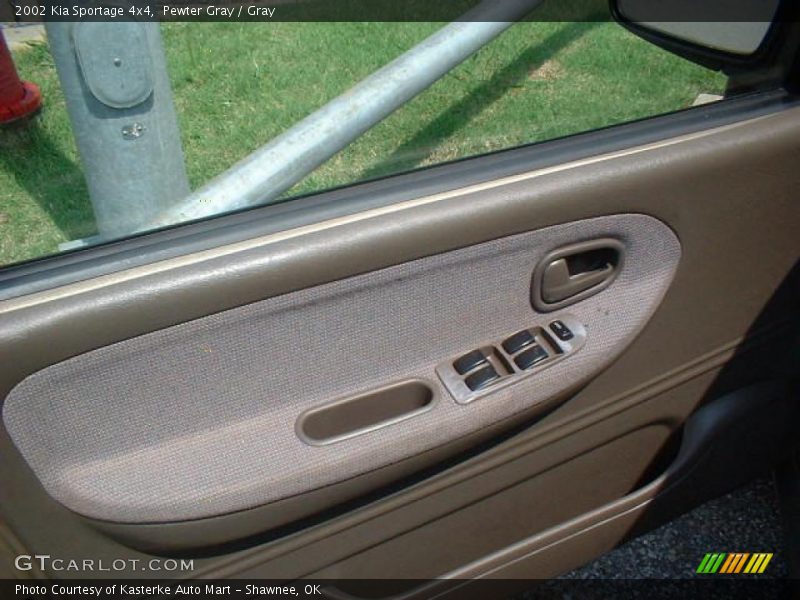 Pewter Gray / Gray 2002 Kia Sportage 4x4