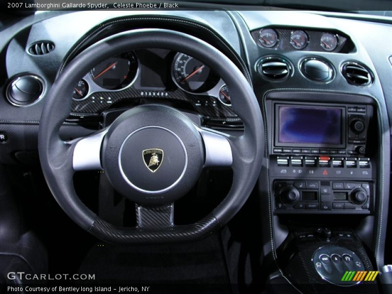 Dashboard of 2007 Gallardo Spyder