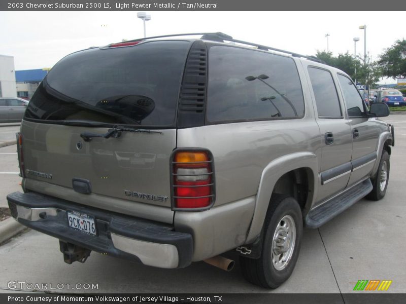 Light Pewter Metallic / Tan/Neutral 2003 Chevrolet Suburban 2500 LS