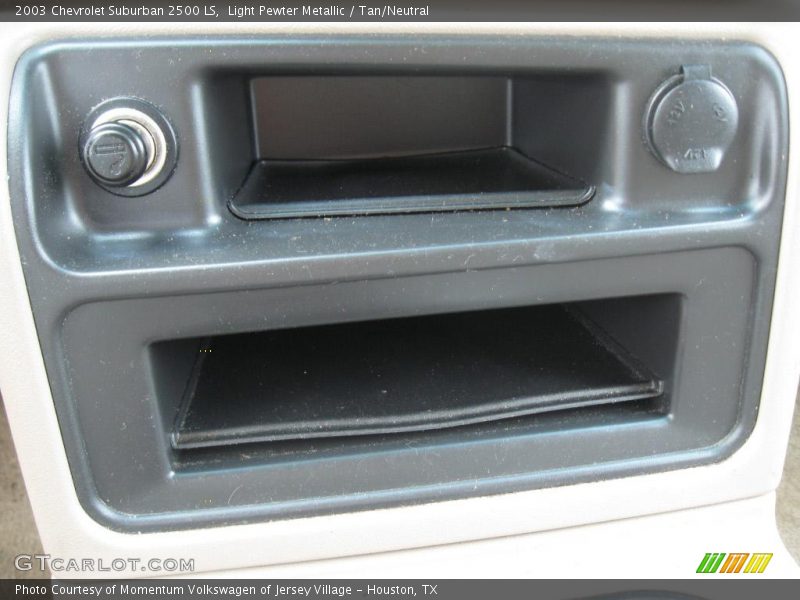 Light Pewter Metallic / Tan/Neutral 2003 Chevrolet Suburban 2500 LS