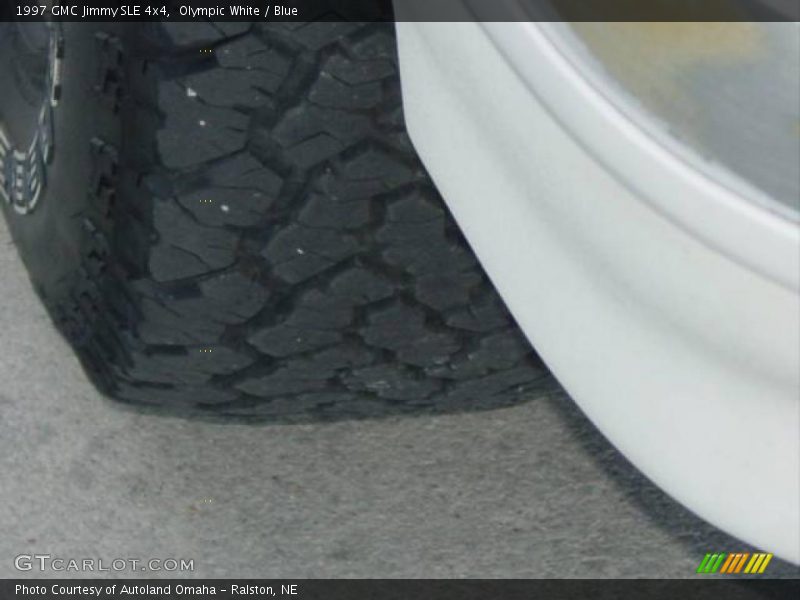 Olympic White / Blue 1997 GMC Jimmy SLE 4x4