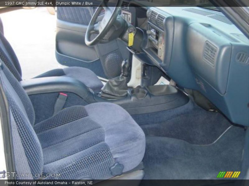 Olympic White / Blue 1997 GMC Jimmy SLE 4x4