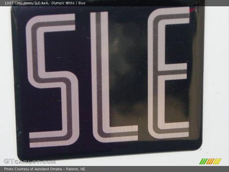 Olympic White / Blue 1997 GMC Jimmy SLE 4x4