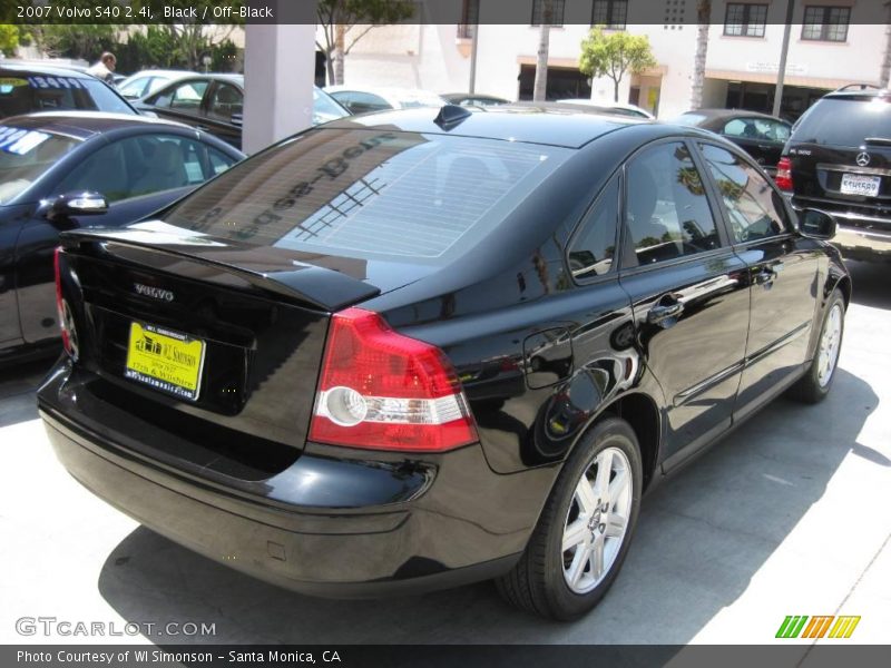 Black / Off-Black 2007 Volvo S40 2.4i