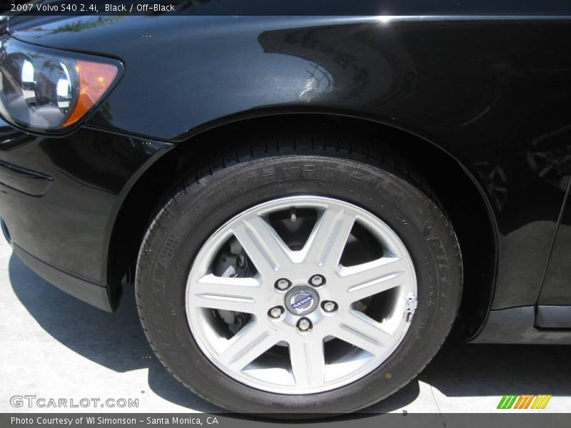 Black / Off-Black 2007 Volvo S40 2.4i