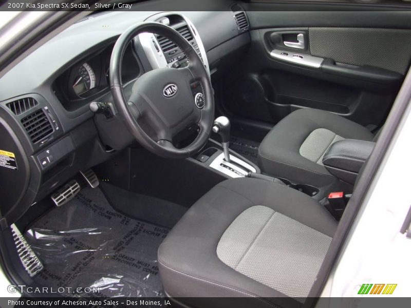 Silver / Gray 2007 Kia Spectra SX Sedan