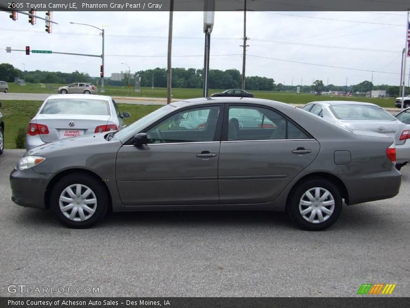 Phantom Gray Pearl / Gray 2005 Toyota Camry LE