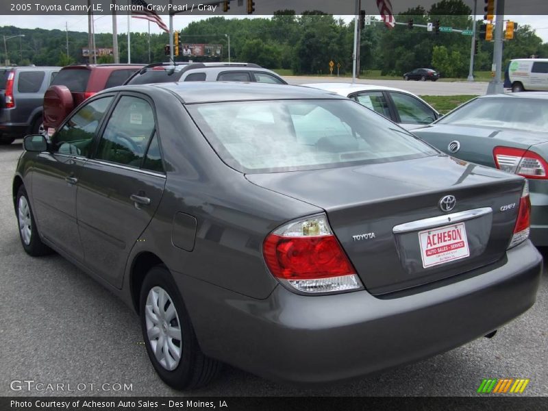 Phantom Gray Pearl / Gray 2005 Toyota Camry LE