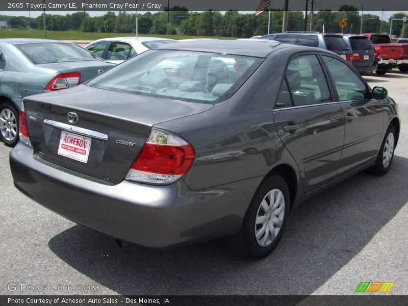 Phantom Gray Pearl / Gray 2005 Toyota Camry LE