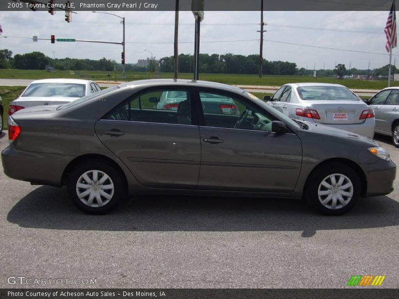 Phantom Gray Pearl / Gray 2005 Toyota Camry LE