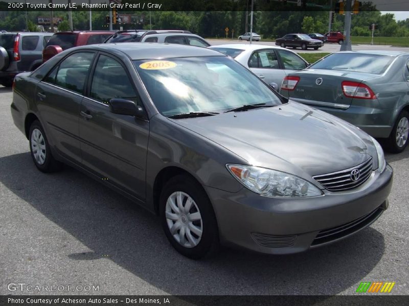 Phantom Gray Pearl / Gray 2005 Toyota Camry LE