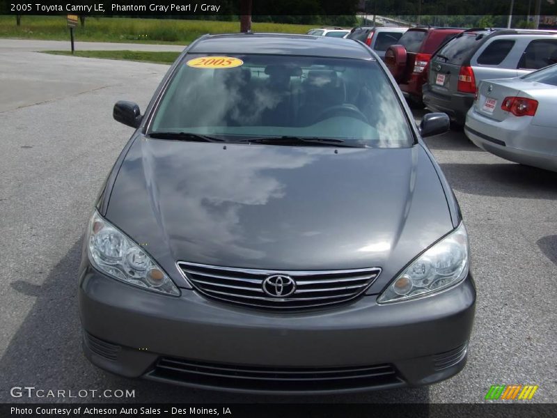 Phantom Gray Pearl / Gray 2005 Toyota Camry LE