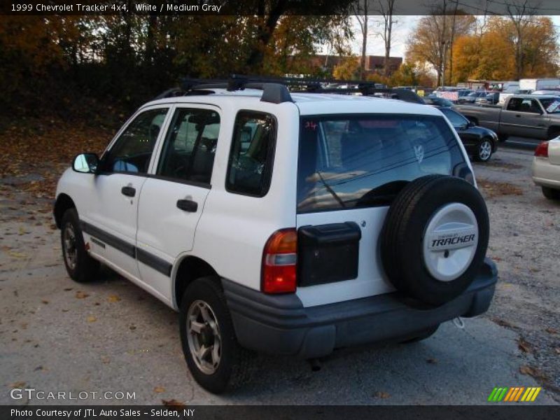 White / Medium Gray 1999 Chevrolet Tracker 4x4