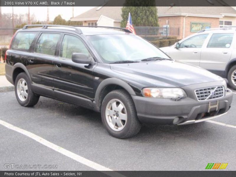 Black / Taupe 2001 Volvo V70 XC AWD