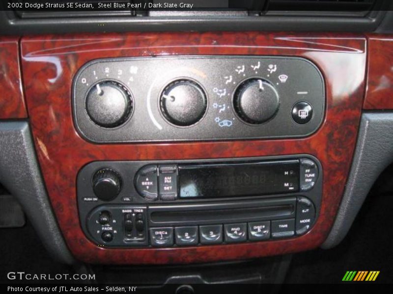 Steel Blue Pearl / Dark Slate Gray 2002 Dodge Stratus SE Sedan