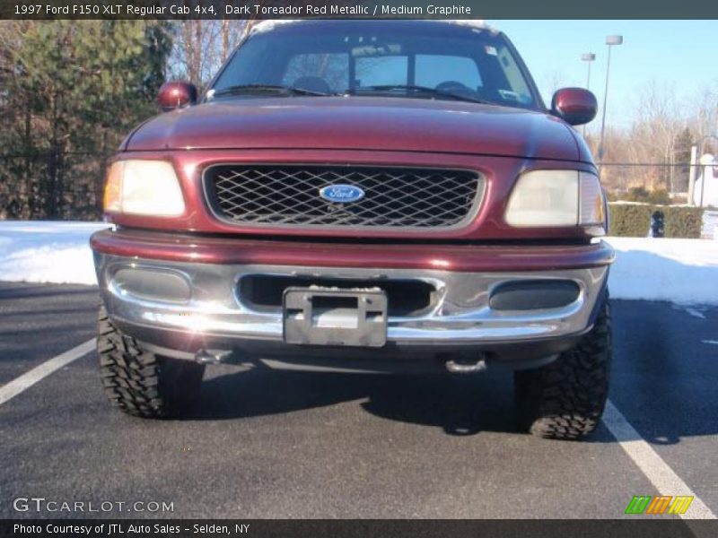 Dark Toreador Red Metallic / Medium Graphite 1997 Ford F150 XLT Regular Cab 4x4