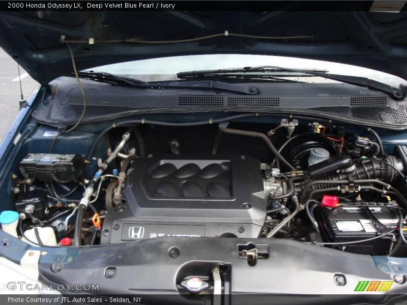 Deep Velvet Blue Pearl / Ivory 2000 Honda Odyssey LX
