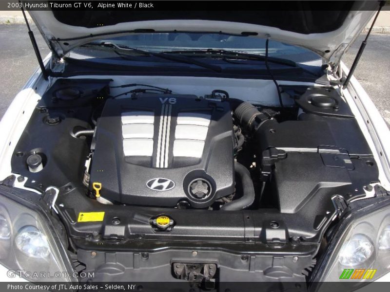 Alpine White / Black 2003 Hyundai Tiburon GT V6