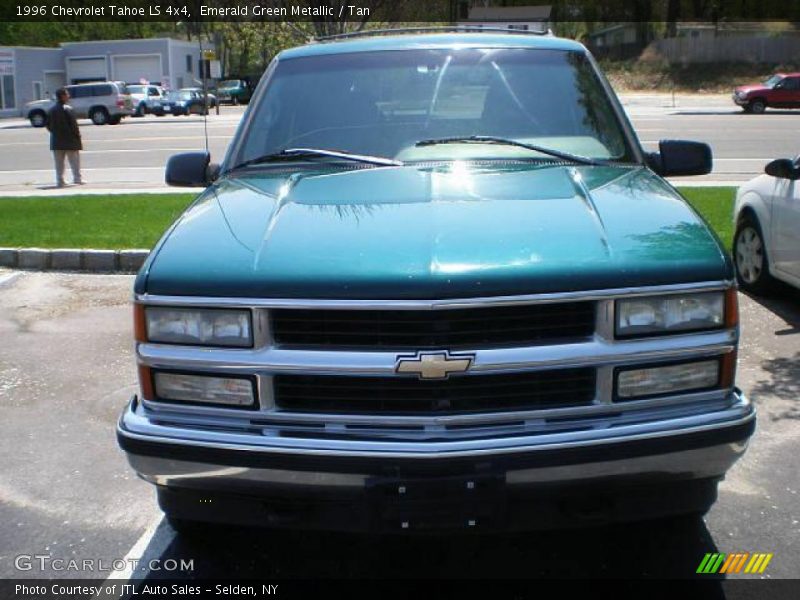 Emerald Green Metallic / Tan 1996 Chevrolet Tahoe LS 4x4