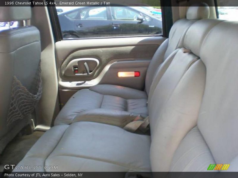 Emerald Green Metallic / Tan 1996 Chevrolet Tahoe LS 4x4