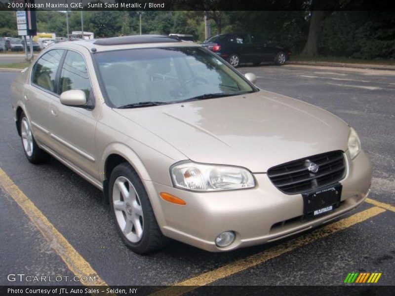 Sunlit Sand Metallic / Blond 2000 Nissan Maxima GXE