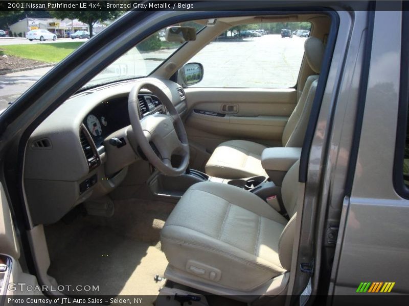 Bronzed Gray Metallic / Beige 2001 Nissan Pathfinder LE 4x4