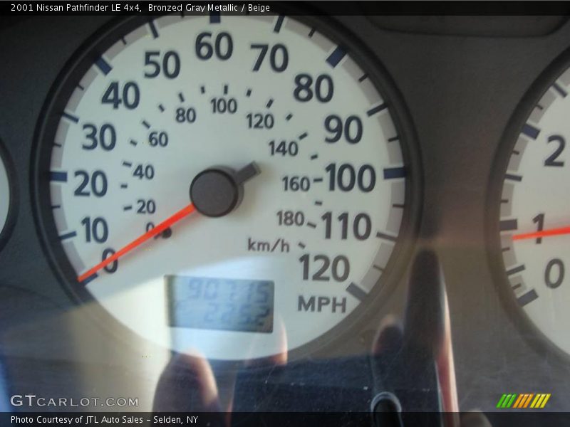 Bronzed Gray Metallic / Beige 2001 Nissan Pathfinder LE 4x4